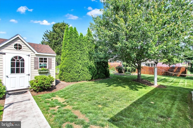 106 Mumma Ave, Hanover, PA 17331 - view of yard featuring an outbuilding