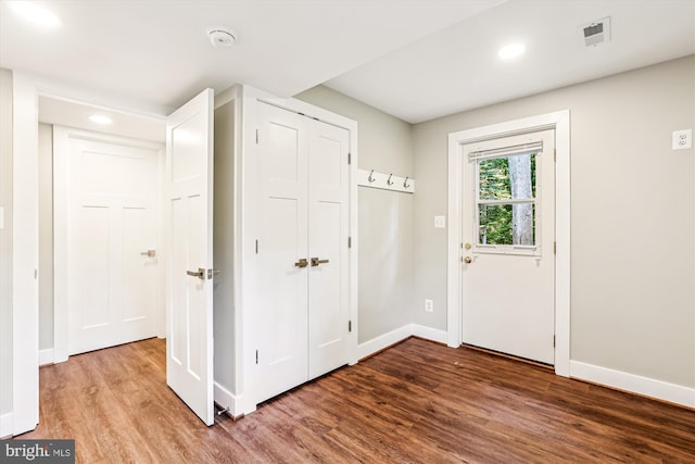 4711 Pontiac Dr, Annandale, VA 22003 - entryway with wood finished floors and recessed lighting