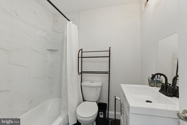 2246 N Hancock St, Philadelphia, PA 19133 - full bath with vanity and shower / bath combo