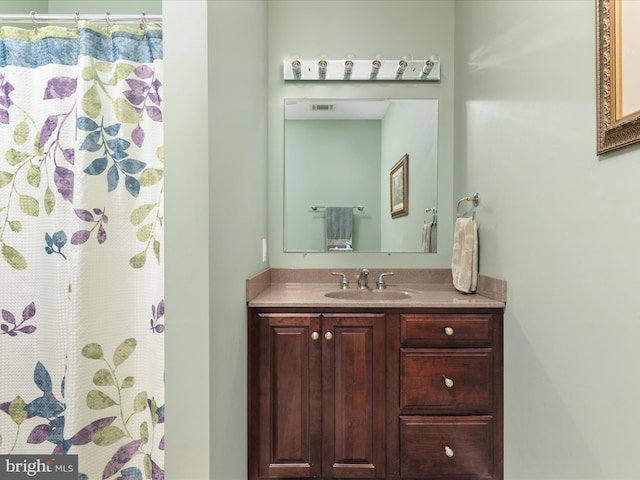 364 Stoney Bottom Rd, Front Royal, VA 22630 - full bath with vanity and curtained shower