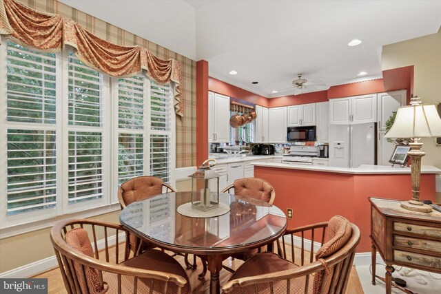 130 Piqua Cir Unit 30, Berwyn, PA 19312 - dining area with a ceiling fan and recessed lighting
