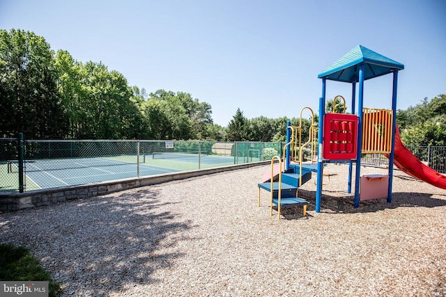 23 Navesink Dr, Pennington, NJ 08534 - community play area featuring a tennis court