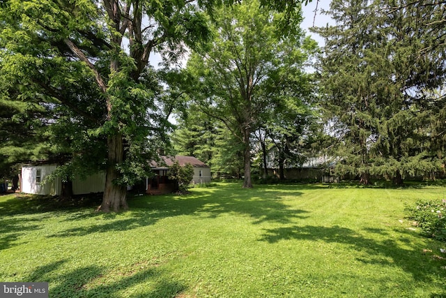 214 Sugartown Rd, Devon, PA 19333 - view of grassy yard