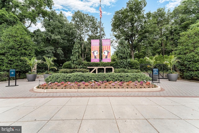 2829 Connecticut Ave NW Unit 706, Washington, DC 20008 - view of property's community
