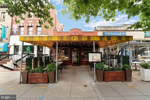 2829 Connecticut Ave NW Unit 706, Washington, DC 20008 - view of commercial location