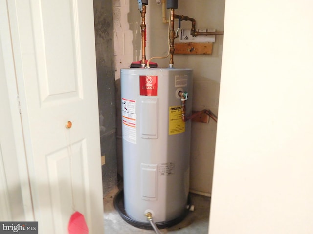 7799 Outing Ave, Pasadena, MD 21122 - utilities featuring water heater