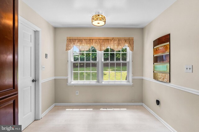 24411 Kakae Dr, Damascus, MD 20872 - unfurnished room with baseboards