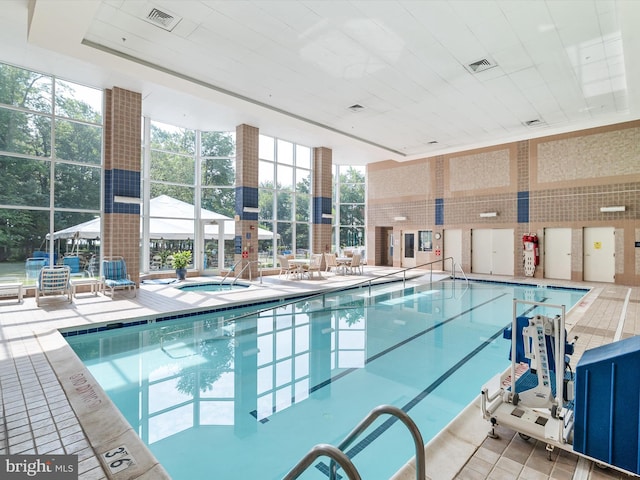 7101 Bay Front Dr Unit 204, Annapolis, MD 21403 - view of indoor community pool
