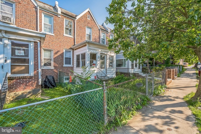 2704 N Tatnall St, Wilmington, DE 19802 - multi unit property featuring brick siding