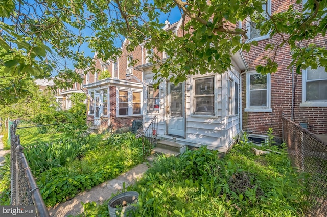 2704 N Tatnall St, Wilmington, DE 19802 - view of front facade featuring entry steps and brick siding