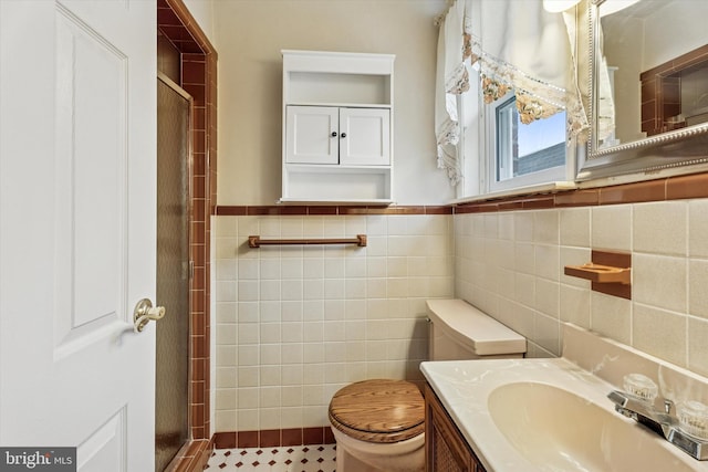 575 Wanamaker Rd, Jenkintown, PA 19046 - full bath with tile walls, a shower stall, and vanity