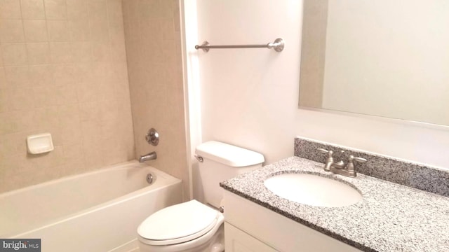 3600 S Glebe Rd Unit 330W, Arlington, VA 22202 - bathroom with vanity and bathing tub / shower combination