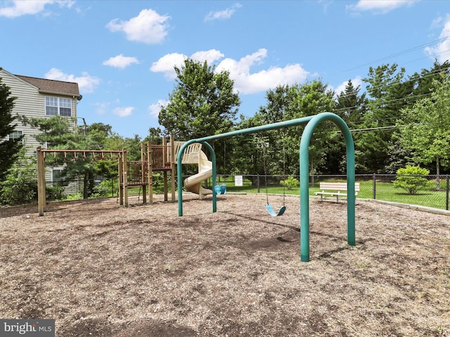 2516 James Maury Dr, Herndon, VA 20171 - view of community play area