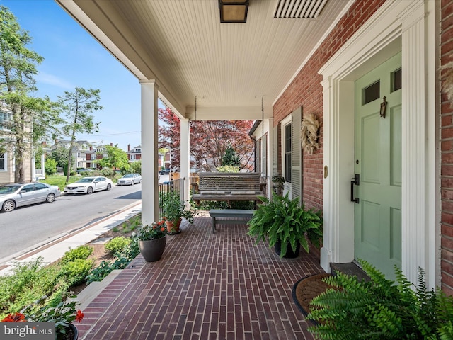 101 Morgan St, Winchester, VA 22601 - view of covered porch