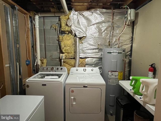 35904 Army Navy Dr, Mechanicsville, MD 20659 - laundry room with washing machine and dryer and electric water heater