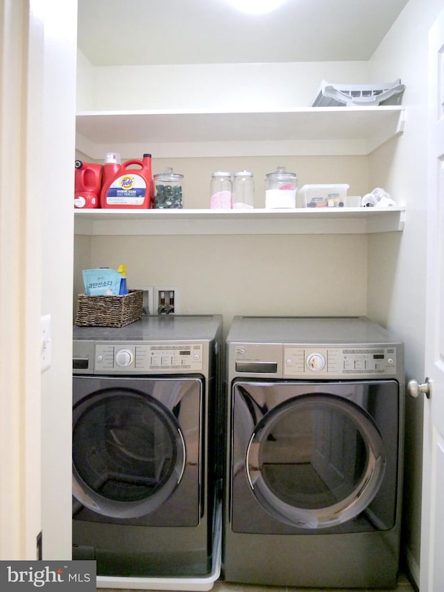 15152 Santander Dr, Gainesville, VA 20155 - washroom with independent washer and dryer