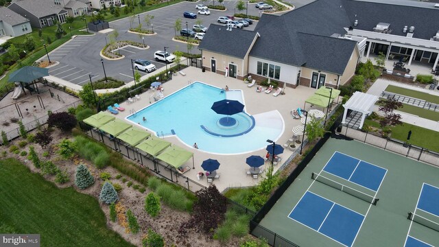 15937 Cucumber Magnolia Way, Haymarket, VA 20169 - drone / aerial view of a pool area