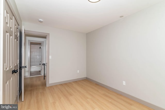 43 Vernon Ct, Sicklerville, NJ 08081 - spare room with light wood-type flooring and a smoke detector
