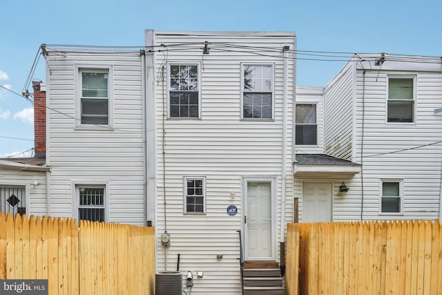 434 N Budd St, Philadelphia, PA 19104 - view of property featuring entry steps