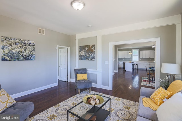 4001 Ridgecroft Rd, Baltimore, MD 21206 - living area with wood finished floors and baseboards