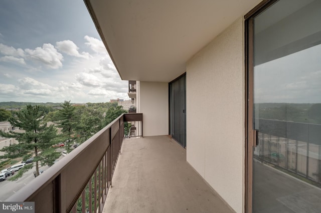 5300 Holmes Run Pkwy Unit 709, Alexandria, VA 22304 - view of balcony