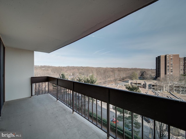 5300 Holmes Run Pkwy Unit 709, Alexandria, VA 22304 - view of balcony