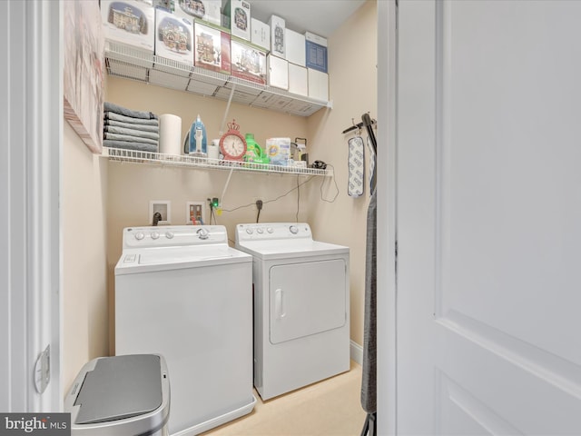 42 Bissenden Way, Reinholds, PA 17569 - washroom with washing machine and dryer