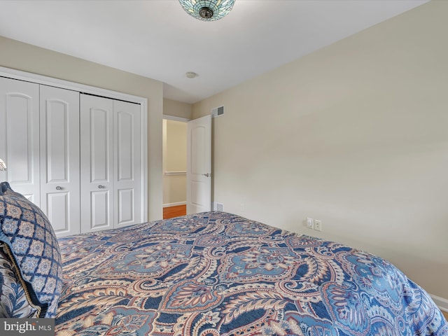 42 Bissenden Way, Reinholds, PA 17569 - bedroom with a closet and baseboards