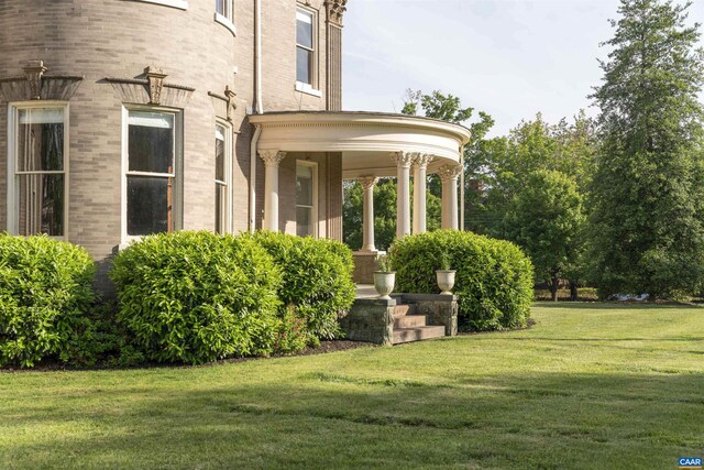2024 Rivermont Ave, Lynchburg, VA 24503 - view of green lawn featuring a porch