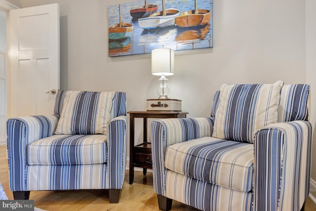 1510 N Bay Shore Dr, Milton, DE 19968 - sitting room featuring wood finished floors