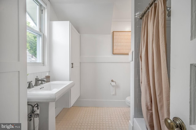 3824 31st St, Mount Rainier, MD 20712 - full bathroom featuring tile patterned floors and toilet