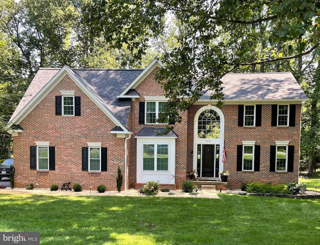 5214 Swain Dr, Warrenton, VA 20187