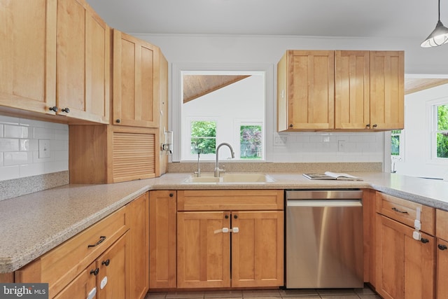 2818 Spiral Ln, Bowie, MD 20715 - kitchen featuring stainless steel dishwasher, backsplash, and vaulted ceiling