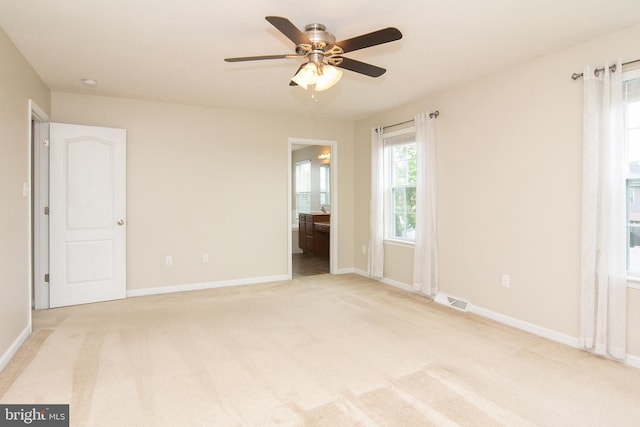 43 Oak Crest Ct, Hanover, PA 17331 - unfurnished room featuring a ceiling fan and light carpet