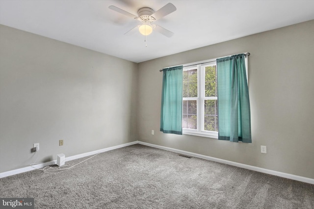 2785 Sparrow Dr, York, PA 17408 - empty room featuring carpet and a ceiling fan