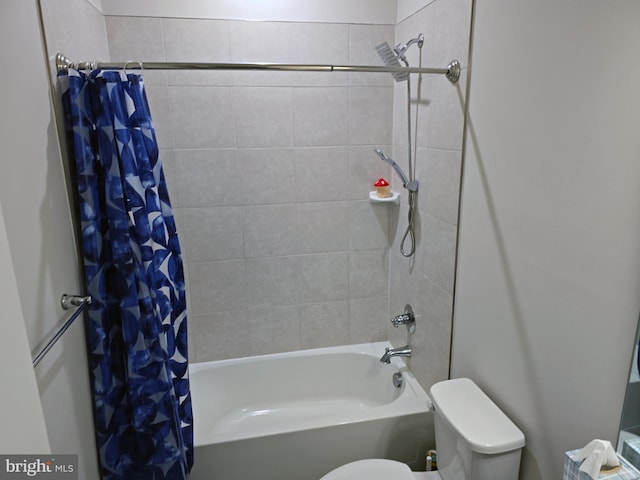 18316 Reaper Hill Ct, Triangle, VA 22172 - bathroom featuring toilet and shower / bathtub combination with curtain