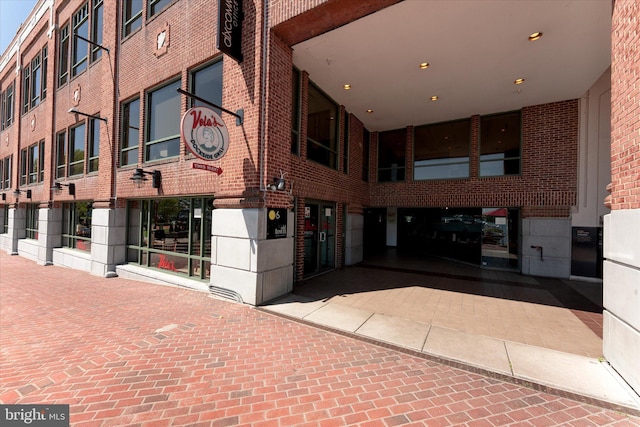 733 S Fayette St, Alexandria, VA 22314 - view of building exterior