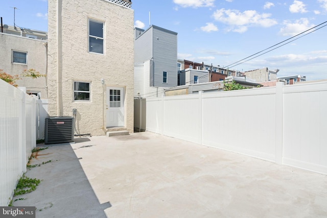 2617 E Norris St, Philadelphia, PA 19125 - fenced backyard featuring a patio area