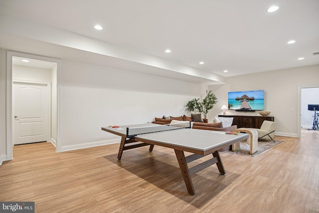 41550 Hepatica Ct, Ashburn, VA 20148 - recreation room featuring light wood finished floors and recessed lighting