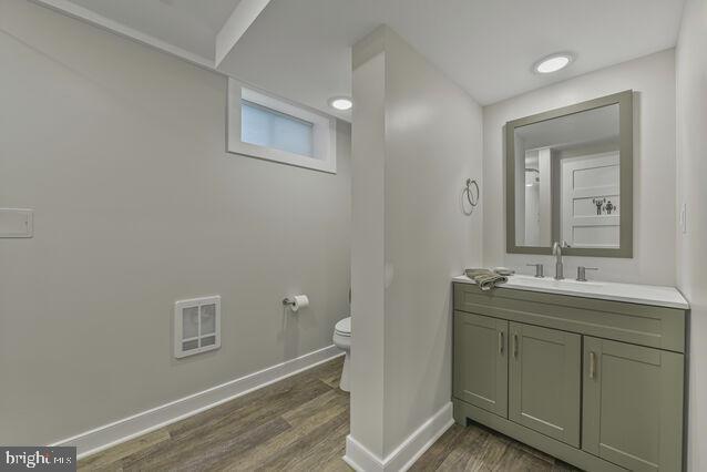 32 Hamilton Terrace Dr, Hamilton, VA 20158 - bathroom with wood finished floors and vanity