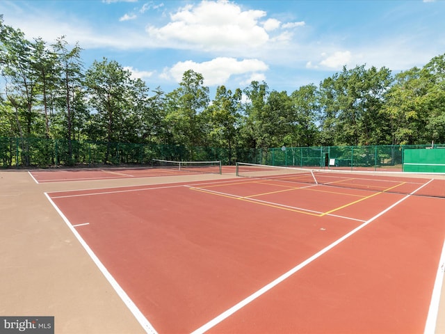 237 Lakeview Dr, Cross Junction, VA 22625 - view of tennis court with community basketball court