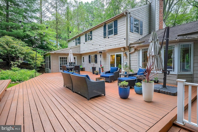 840 Old State Rd, Berwyn, PA 19312 - wooden deck with outdoor lounge area