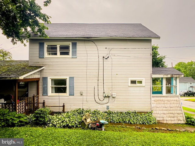 430 Bayard St, Kane, PA 16735 - view of side of property