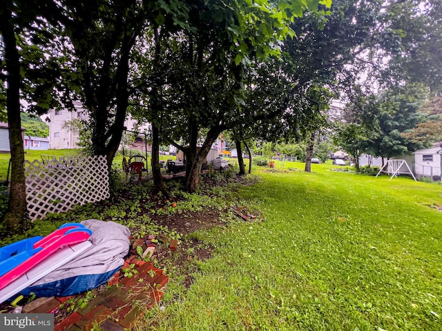 430 Bayard St, Kane, PA 16735 - view of yard