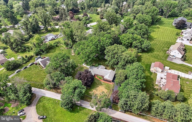 136 Schoolhouse Ln, Glen Mills, PA 19342 - aerial view of property and surrounding area featuring nearby suburban area