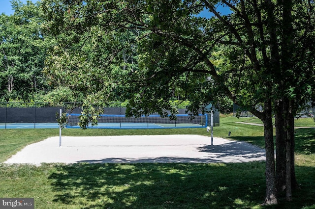 11606 Little Bay Harbor Way, Spotsylvania, VA 22551 - surrounding community featuring a tennis court and volleyball court