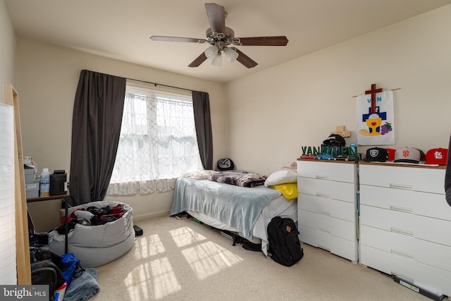 55 Hamlet Cir, Mechanicsburg, PA 17050 - carpeted bedroom featuring a ceiling fan