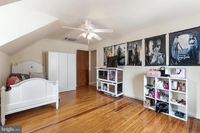 1606 W Mcgalliard Ave, Hamilton, NJ 08610 - bedroom with wood finished floors and a ceiling fan