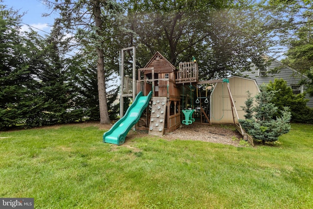 1606 W Mcgalliard Ave, Hamilton, NJ 08610 - view of play area featuring a lawn
