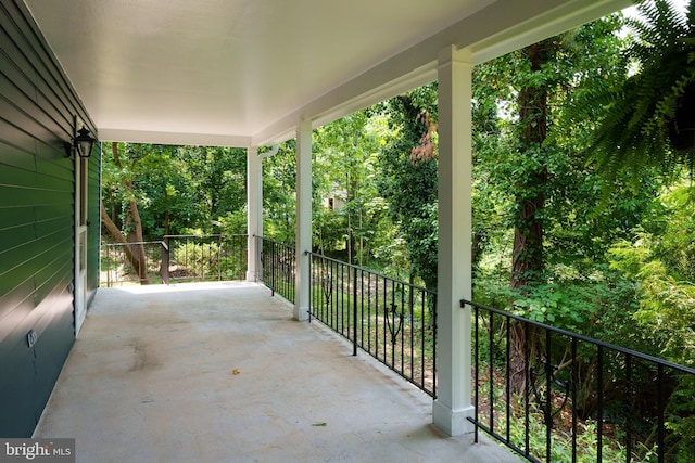 92 Lochatong Rd, Ewing, NJ 08628 - view of porch